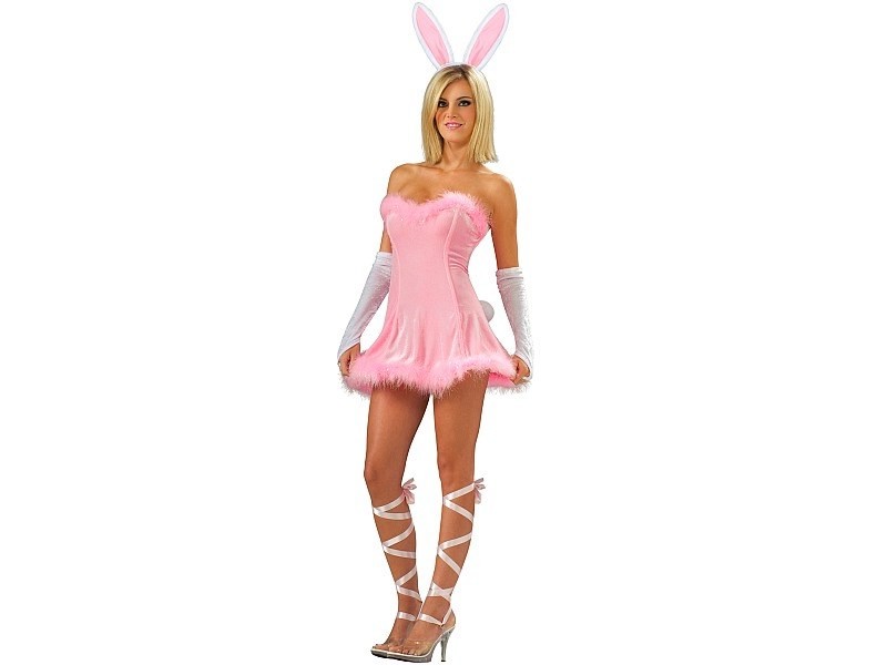 Выбрала костюм кролика
